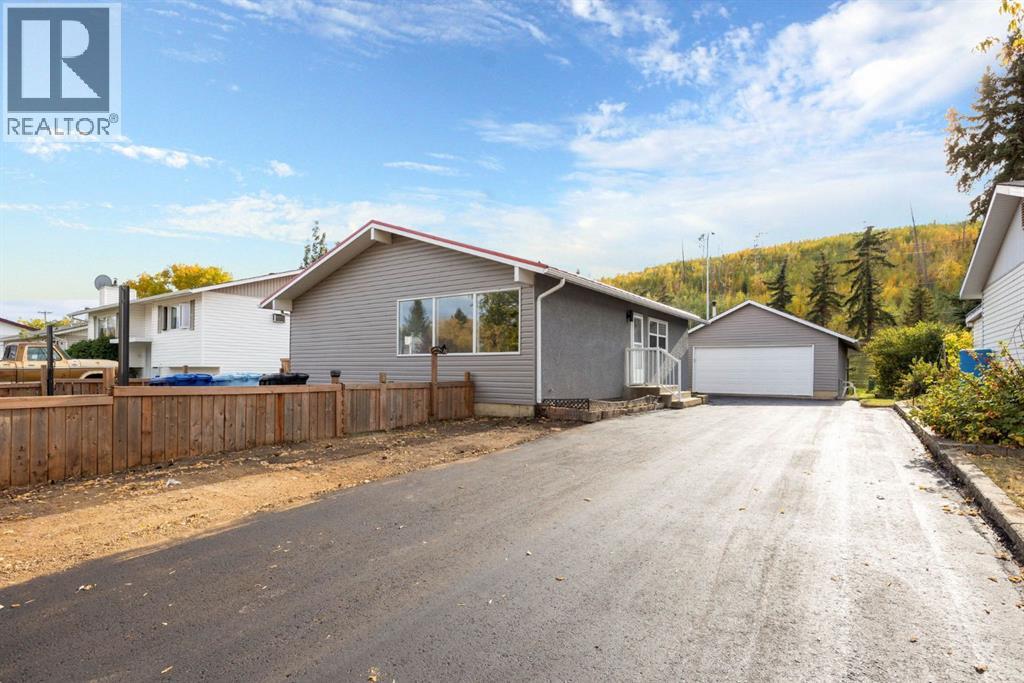 67 Alberta Drive Property Photo 1