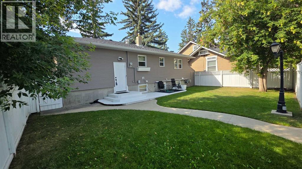 4624 49 Street Property Photo 24