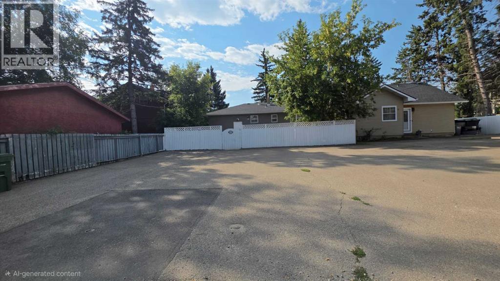 4624 49 Street Property Photo 27