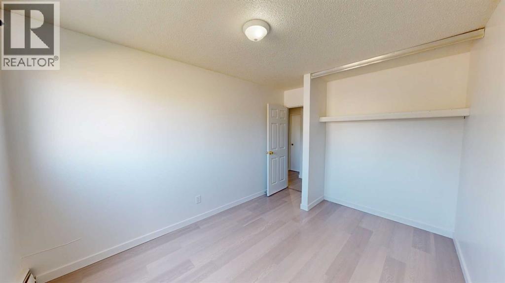 9515 100 Avenue Property Photo 7