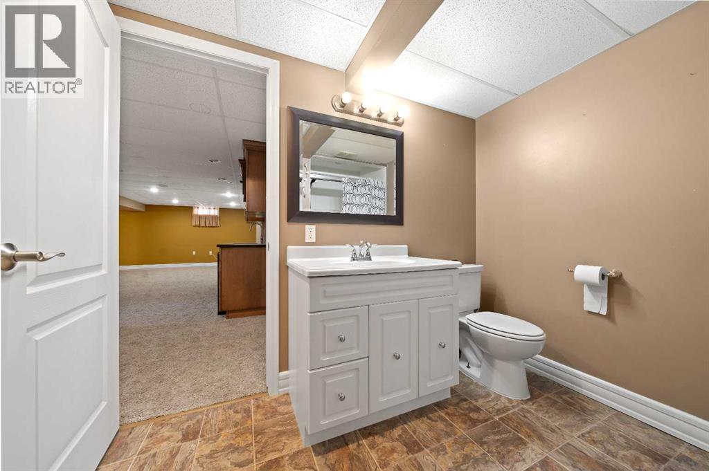 85 Huckvale Crescent Sw Property Photo 25