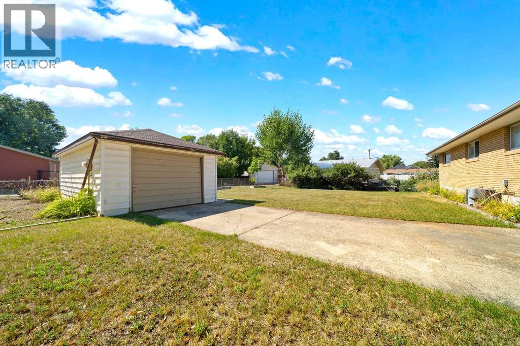 85 Huckvale Crescent Sw Property Photo 31