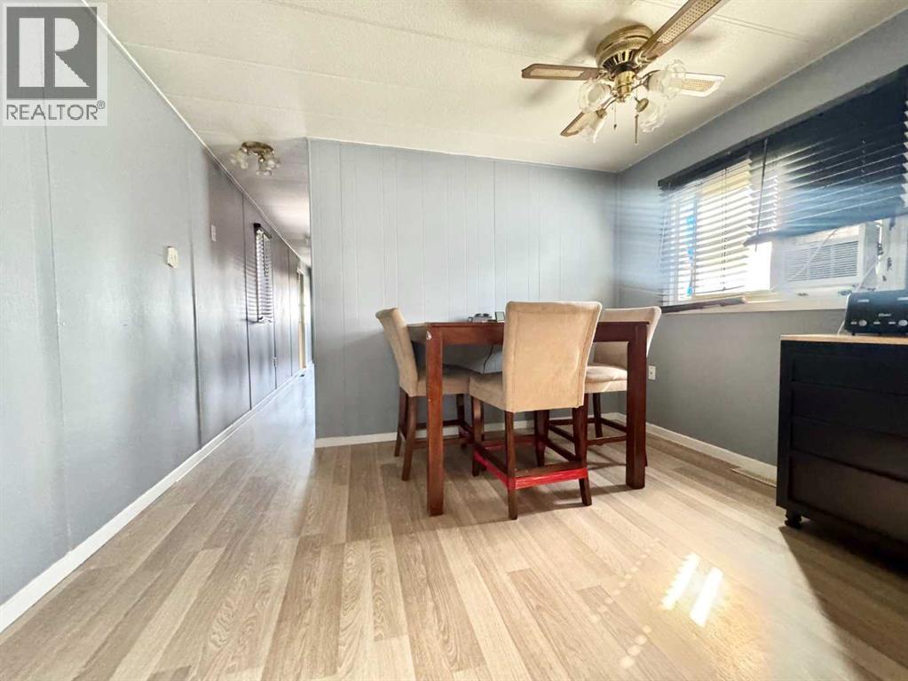 2715 Westside Drive West Property Photo 10