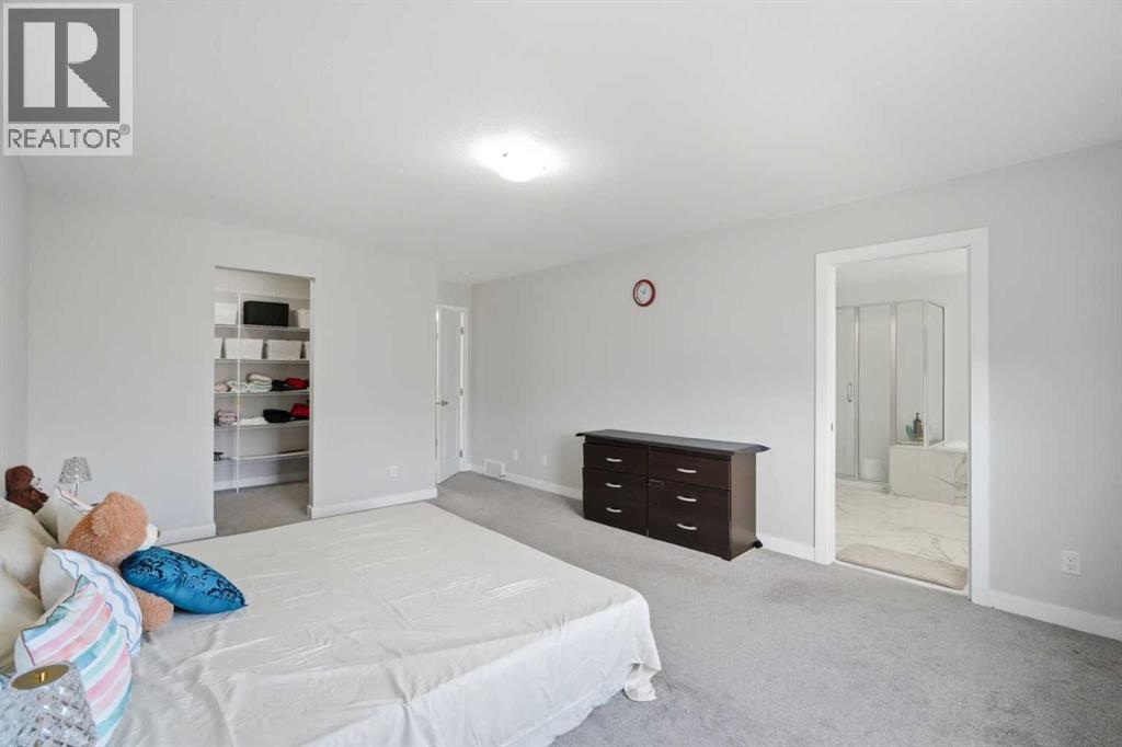 475 Creekrun Crescent Sw Property Photo 18