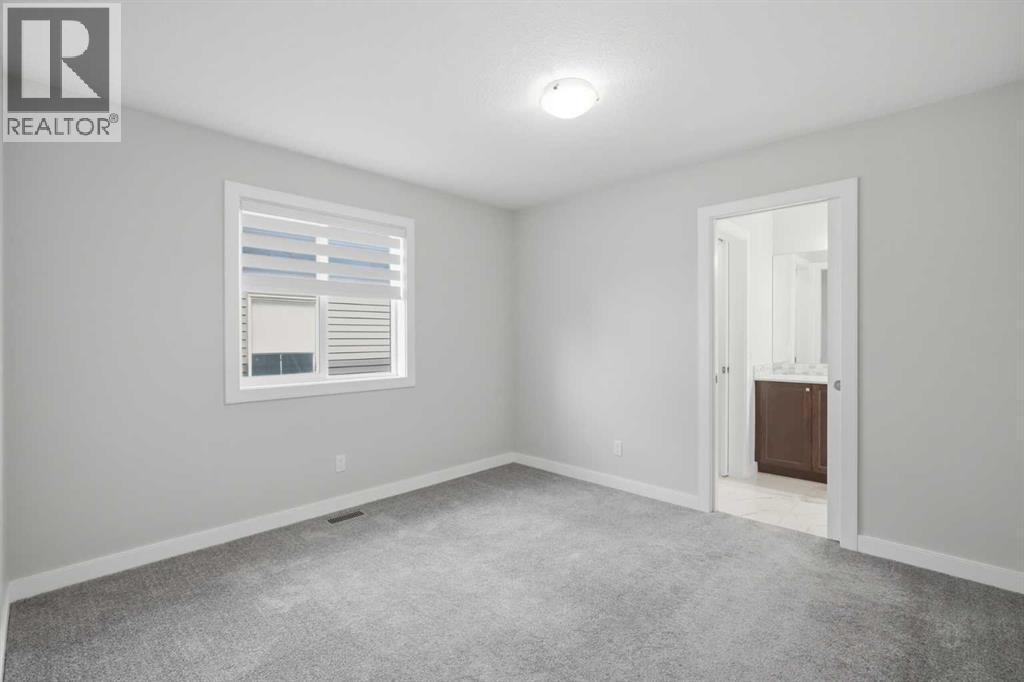 475 Creekrun Crescent Sw Property Photo 22