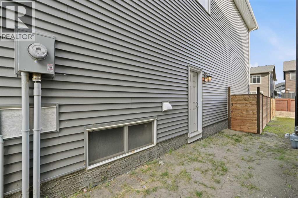 475 Creekrun Crescent Sw Property Photo 38