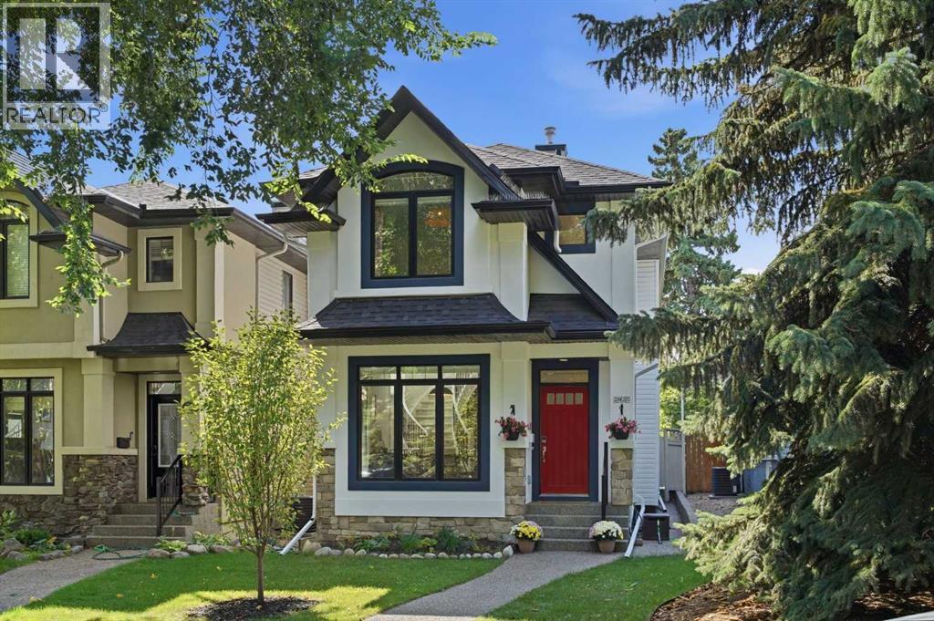 2025 45 Avenue Sw Property Photo 1