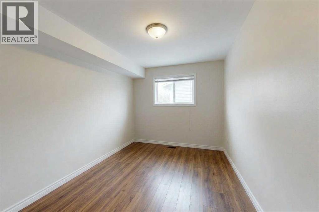 1731 St. Edwards Boulevard N Property Photo 7