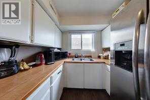 1731 St. Edwards Boulevard N Property Photo 21
