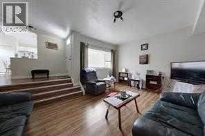 1731 St. Edwards Boulevard N Property Photo 27