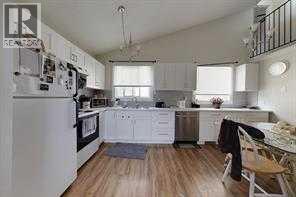 1731 St. Edwards Boulevard N Property Photo 30