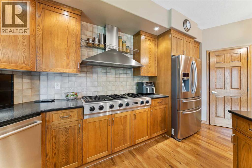 3302 64 Avenue Property Photo 15