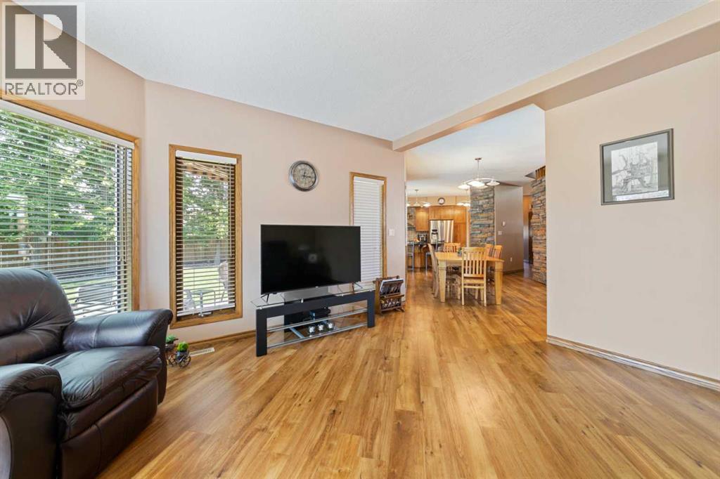 3302 64 Avenue Property Photo 19