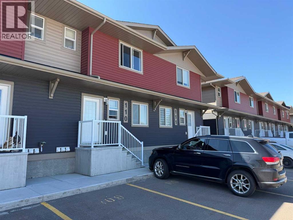 6300 58a Street Property Photo 1