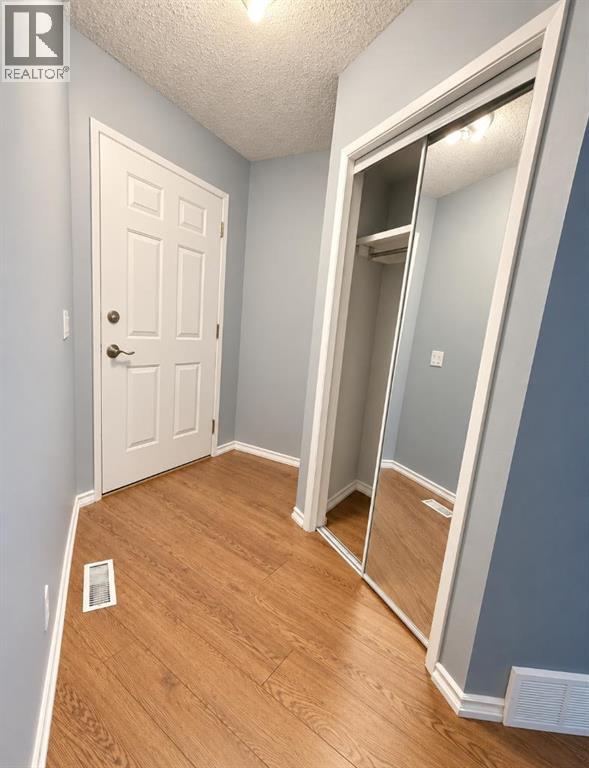 1702 35 Street Southeast Property Photo 19