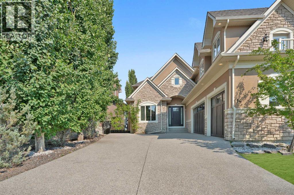 14 Coulee View Sw Property Photo 1