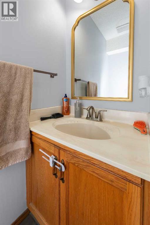 56 Martinglen Place Ne Property Photo 17