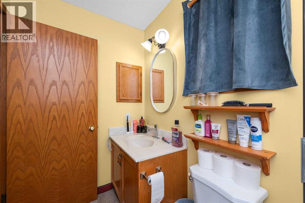 56 Martinglen Place Ne Property Photo 21