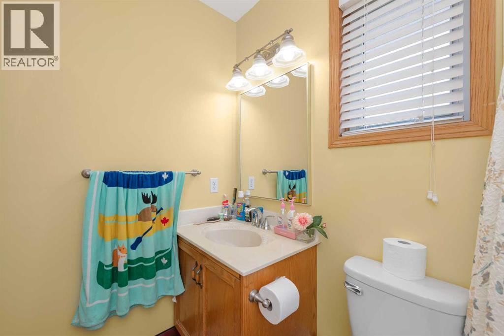 56 Martinglen Place Ne Property Photo 23