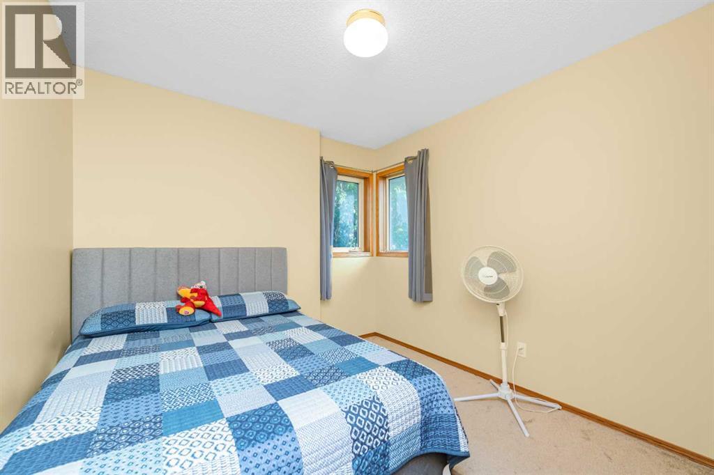 56 Martinglen Place Ne Property Photo 25
