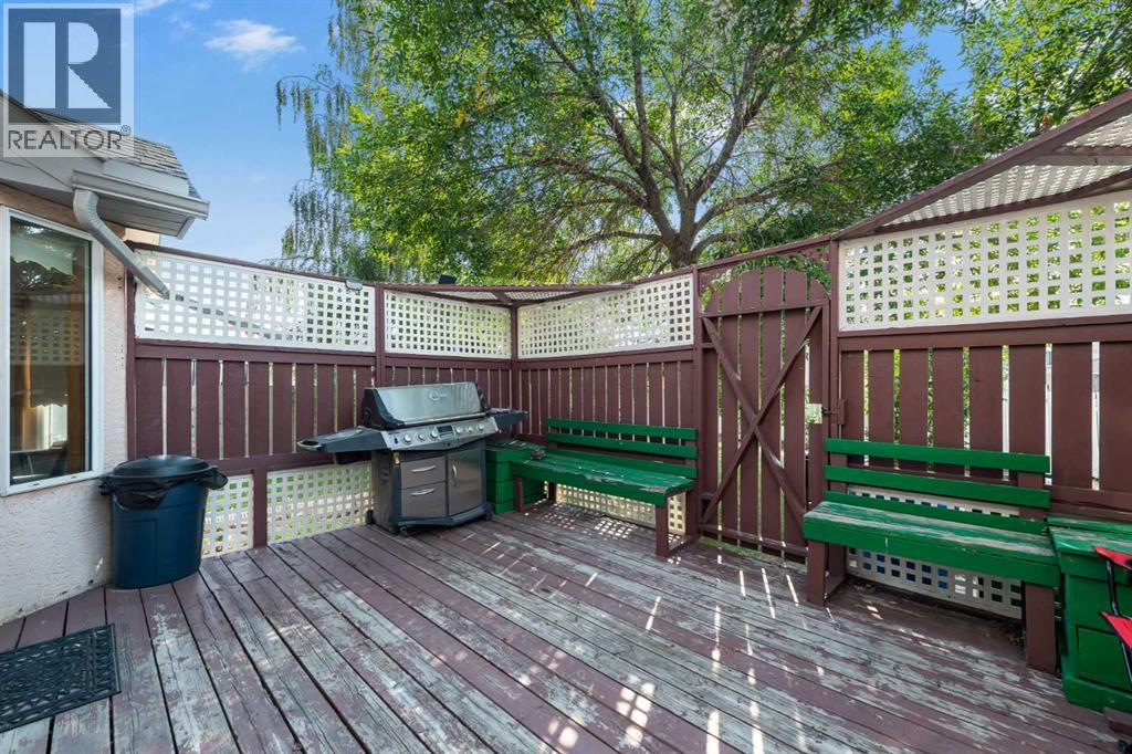 56 Martinglen Place Ne Property Photo 29
