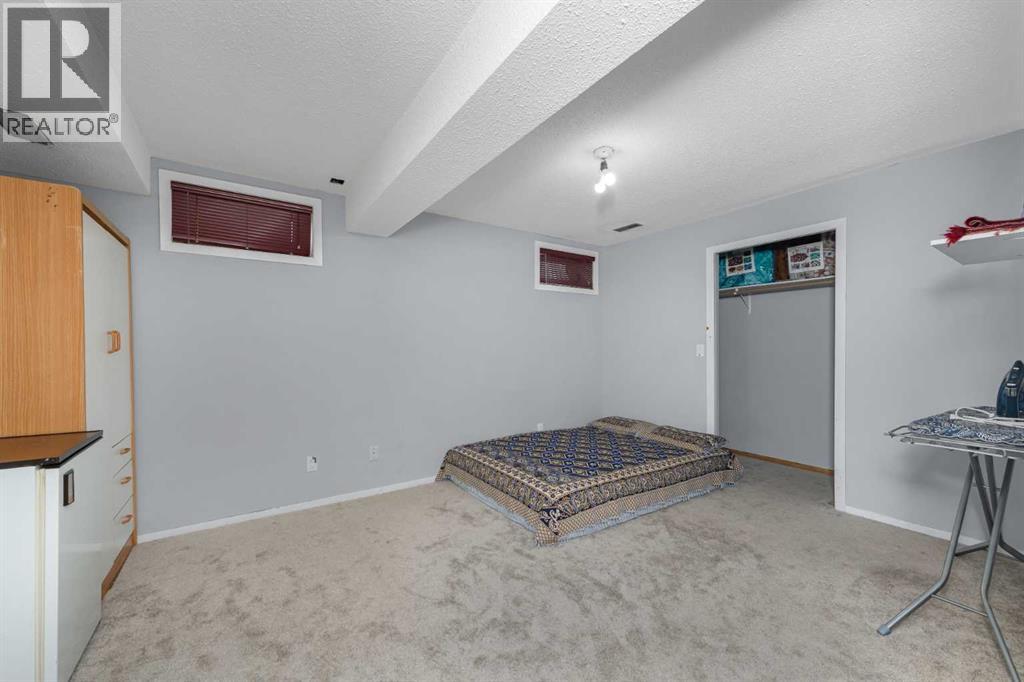 56 Martinglen Place Ne Property Photo 32