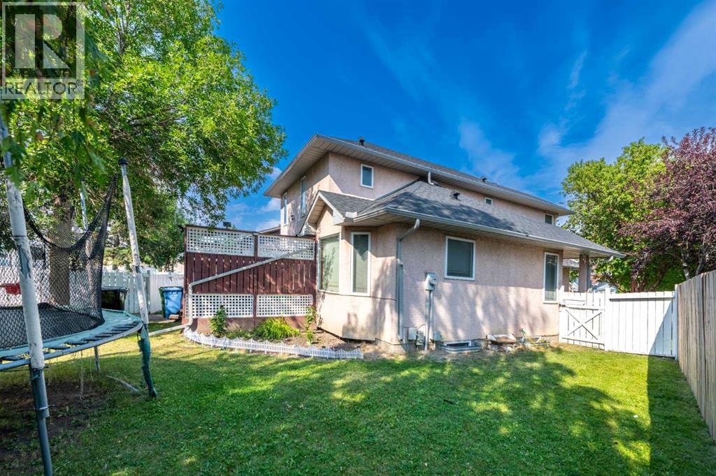 56 Martinglen Place Ne Property Photo 34