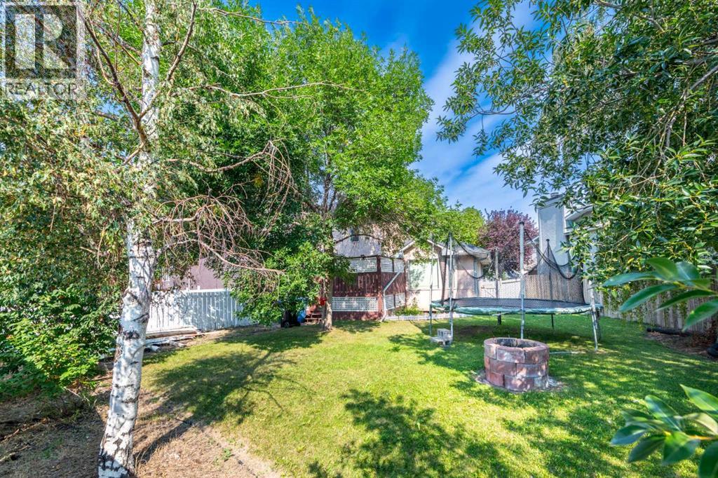 56 Martinglen Place Ne Property Photo 35