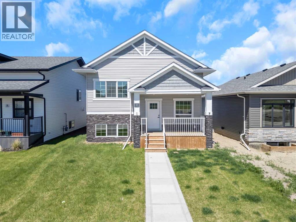9 Ian Way Property Photo 1