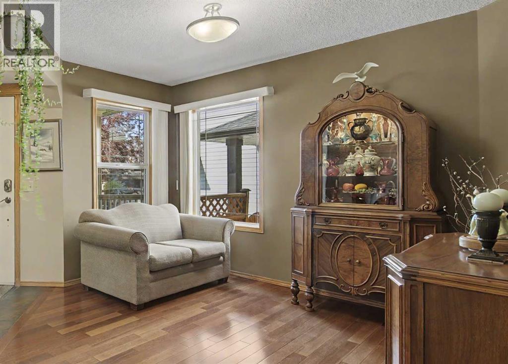 173 Cranfield Green Se Property Photo 4