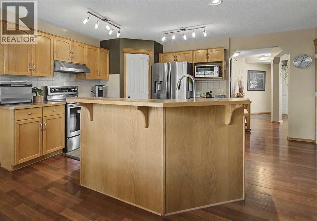 173 Cranfield Green Se Property Photo 7