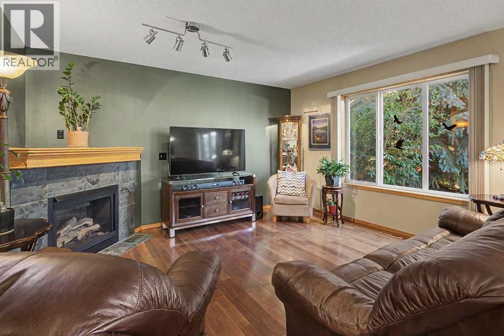 173 Cranfield Green Se Property Photo 10