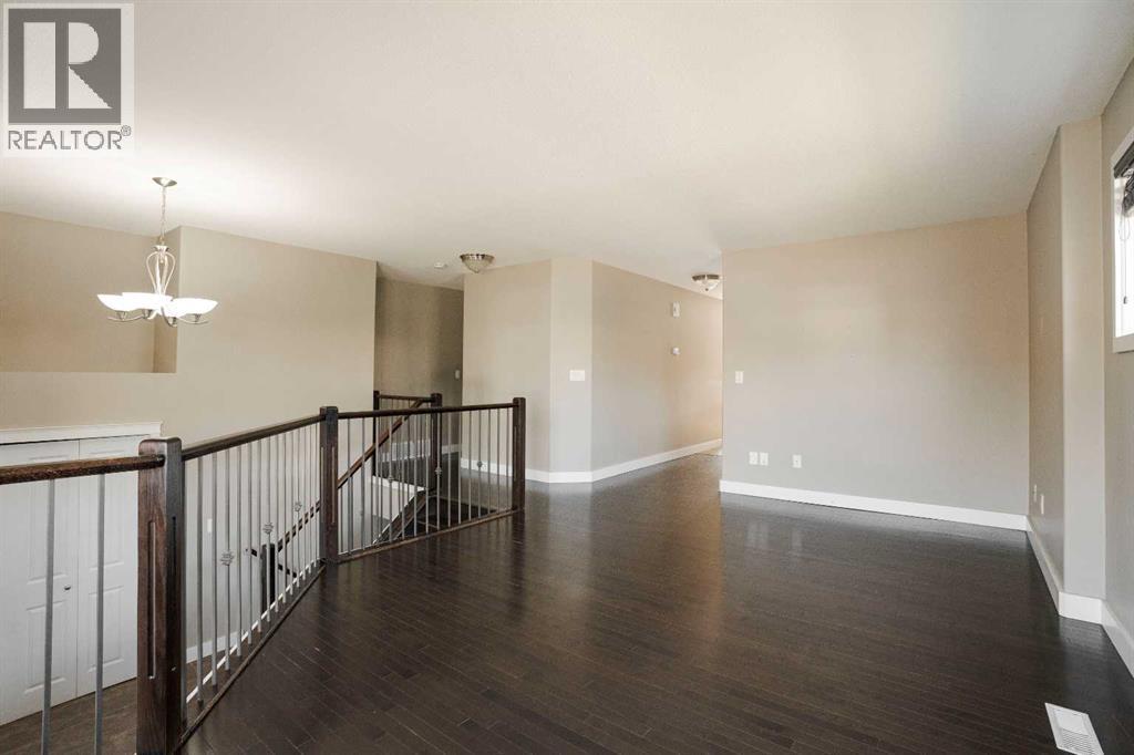 185 Gravelstone Way Property Photo 8