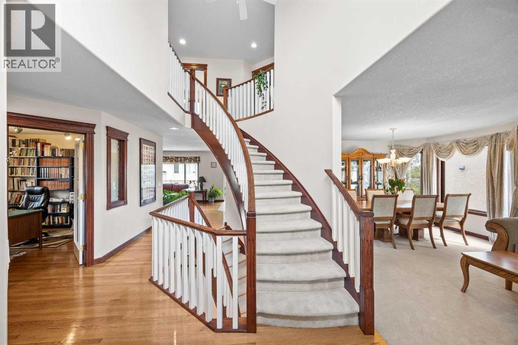 10385 Hamptons Boulevard Nw Property Photo 5