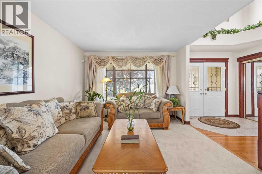 10385 Hamptons Boulevard Nw Property Photo 8