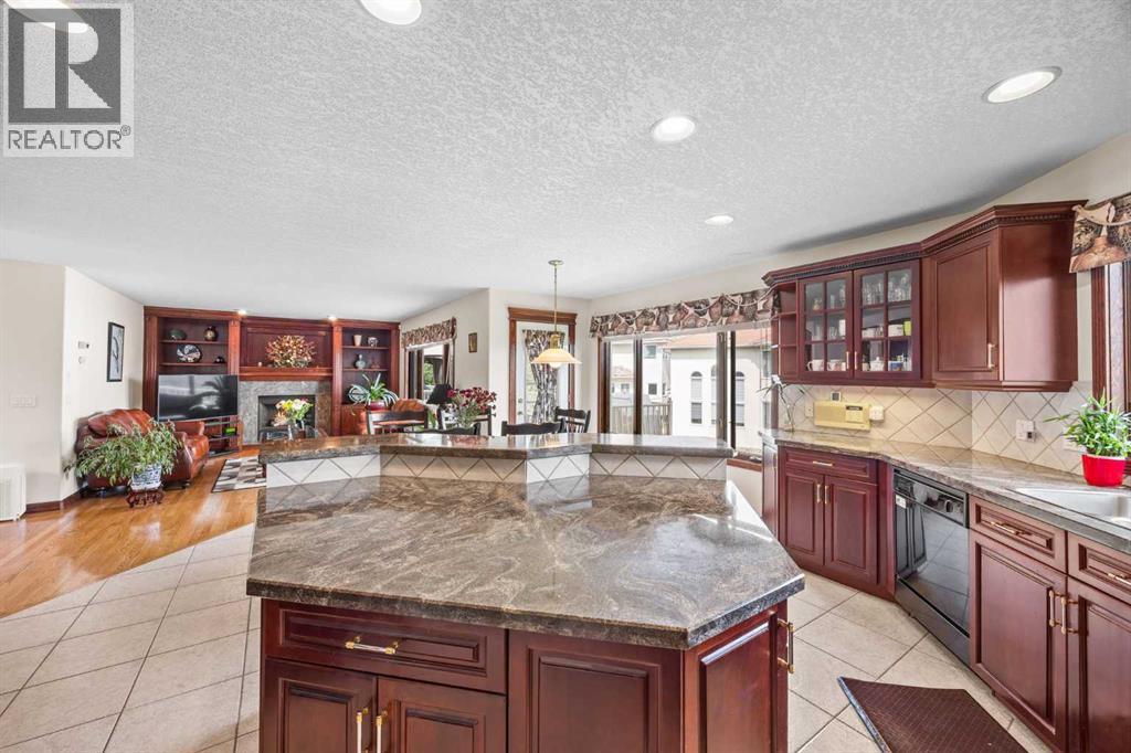 10385 Hamptons Boulevard Nw Property Photo 21