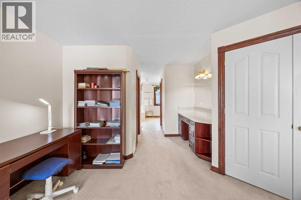 10385 Hamptons Boulevard Nw Property Photo 30