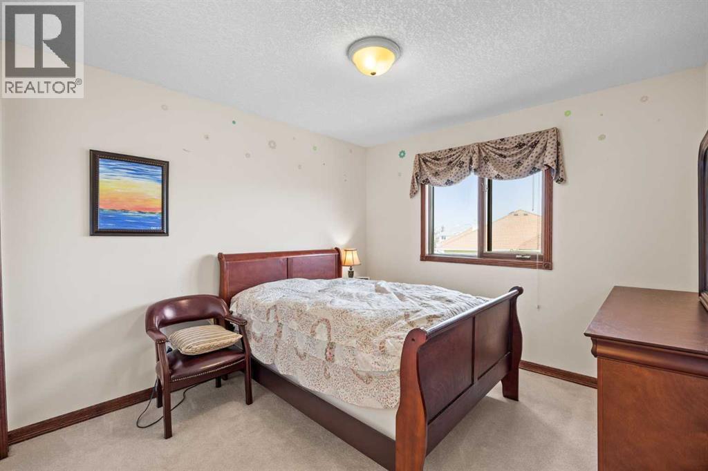 10385 Hamptons Boulevard Nw Property Photo 32