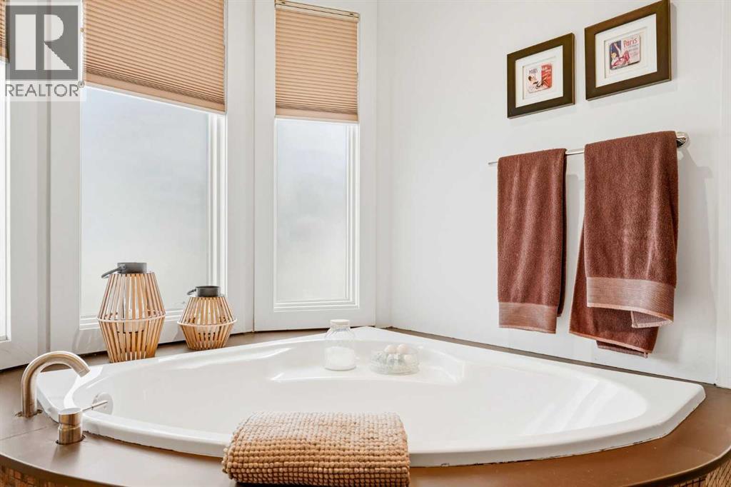 1619 24 Avenue Sw Property Photo 22