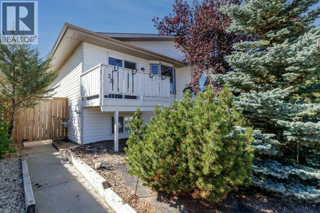 33 Eggleton Street Property Photo 2