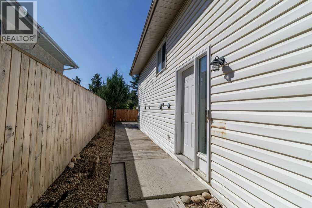 33 Eggleton Street Property Photo 3