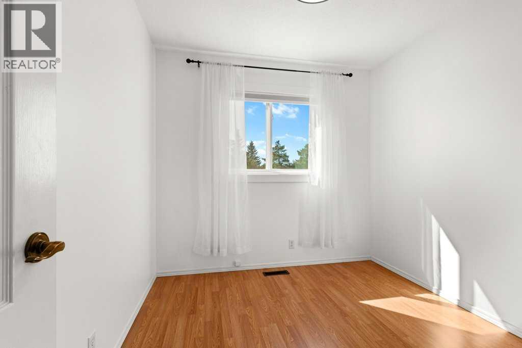 33 Eggleton Street Property Photo 15