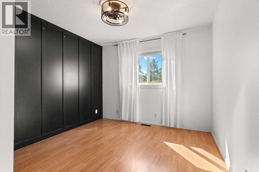 33 Eggleton Street Property Photo 16