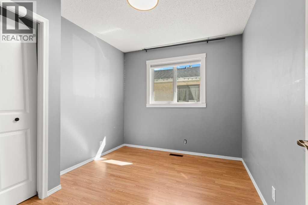33 Eggleton Street Property Photo 18