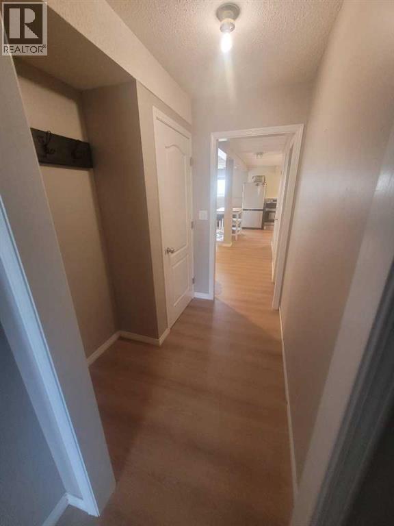 33 Eggleton Street Property Photo 32