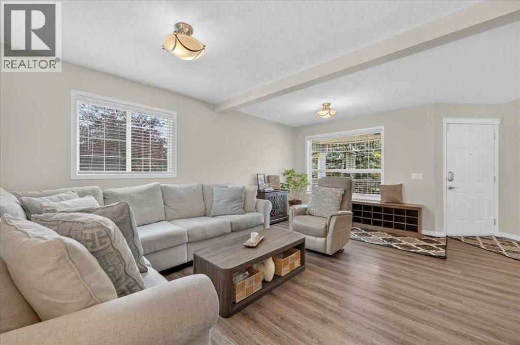 625 Somerset Drive Sw Property Photo 6