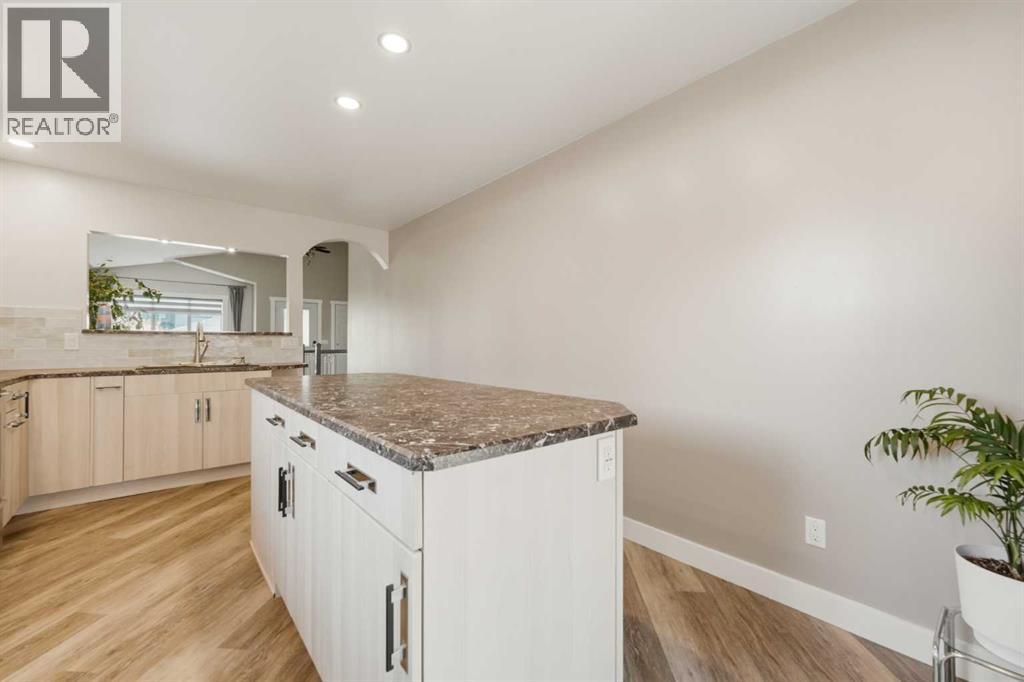 206 Highwood Village Place Nw Property Photo 11
