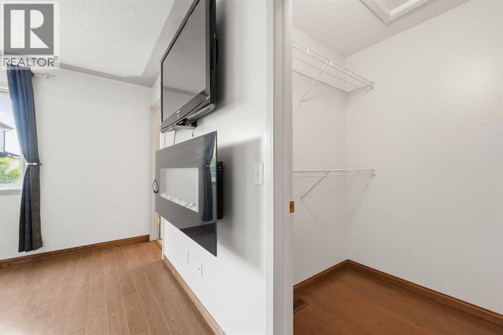 206 Highwood Village Place Nw Property Photo 16