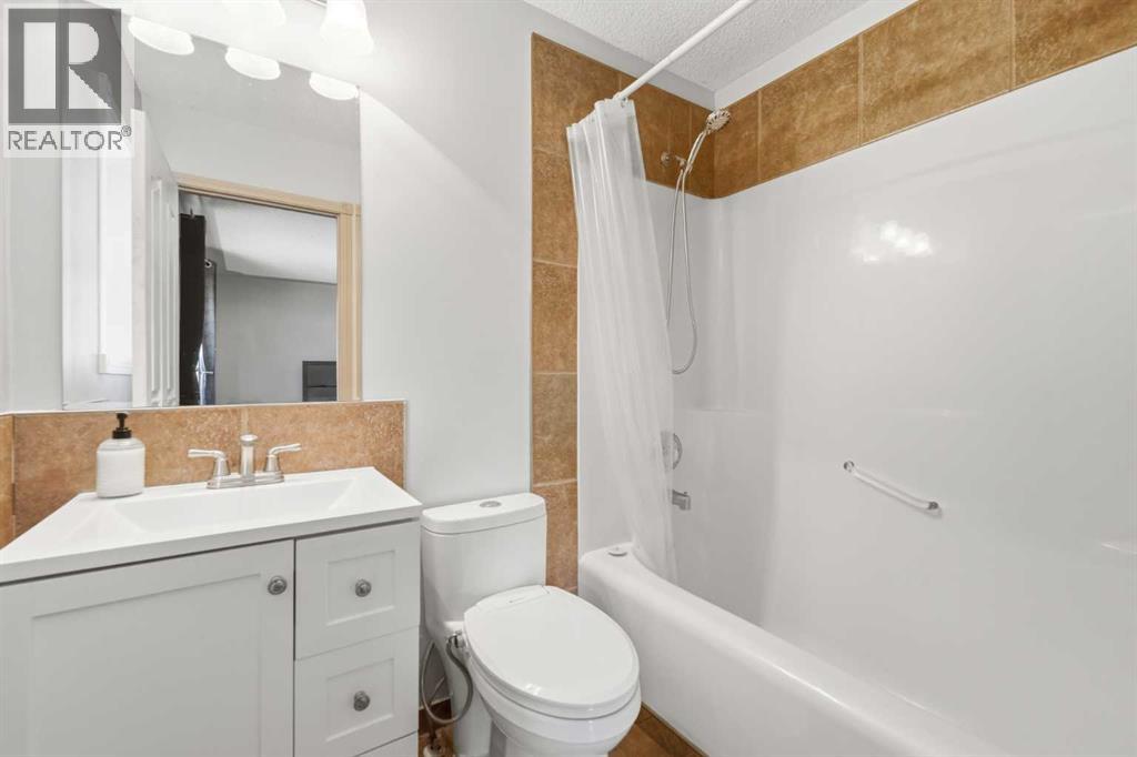 206 Highwood Village Place Nw Property Photo 17
