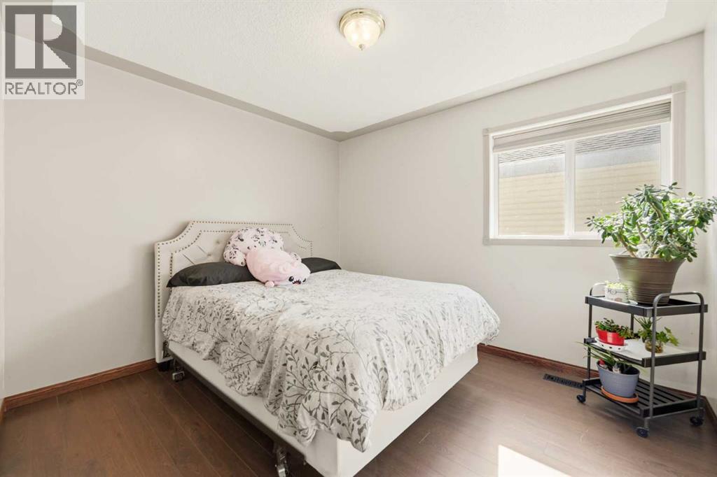 206 Highwood Village Place Nw Property Photo 18